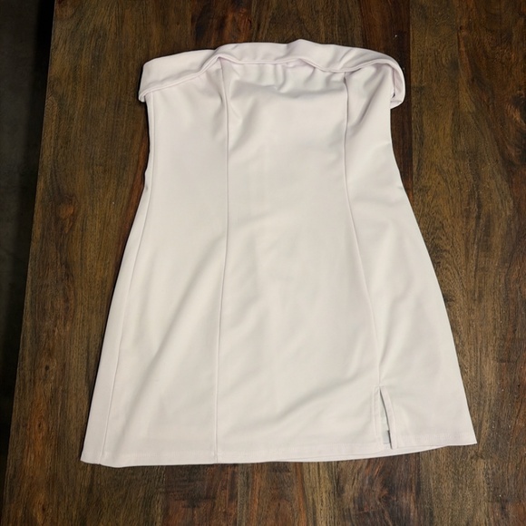 💗 Kendall & Kylie Strapless Bodycon Mini Dress - Picture 2 of 6